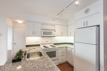 For Lease - 33 Sheppard Avenue Unit# 1701, Toronto, Ontario - Photo 5