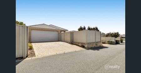 Lovely modern family home! - Photo 2