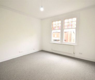 2, 6 Sherwood Avenue, Sale, Manchester, M33 2AJ - Photo 2