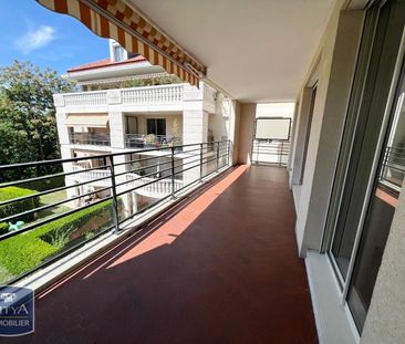 Location Appartement 4 pièces 96m² LYON 4ème - Photo 6