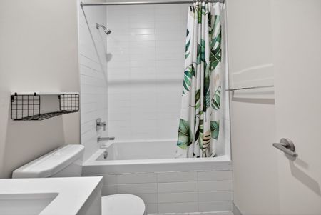 For Lease - 11 Charlotte Street Unit# 204, Toronto, Ontario - Photo 4