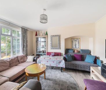 3 bedroom end of terrace house to rent - Photo 4