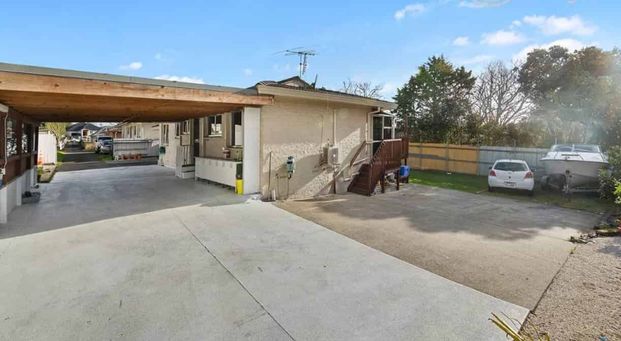 Papatoetoe, 3 bedrooms - Photo 1