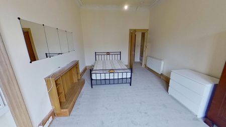 3 bedroom apartment to rent - Photo 4