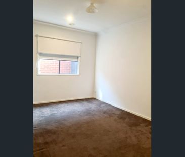 Large Home in Amazing Location - Photo 2