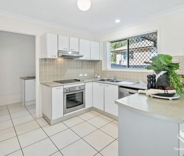 Right behind WOOLWORTH shopping center, CITY BUSE AND CHILDCARE - Photo 3