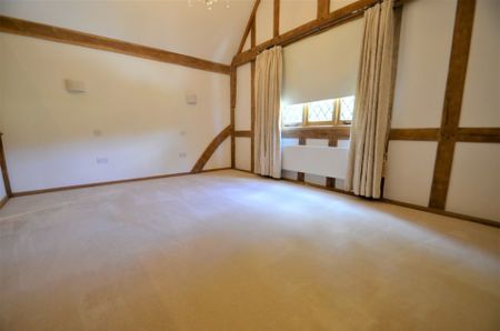 5 bedroom Detached house to rent - Photo 3