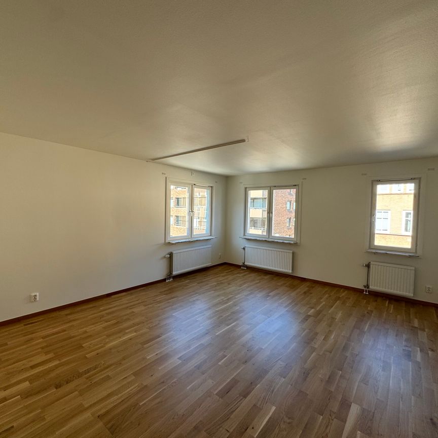 Övre kvarngatan 32 – 2 rok (lgh 1206) - Foto 1