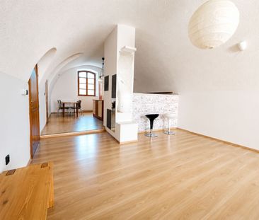 Pronájem bytu 2+kk 79 m² - Fotografie 1