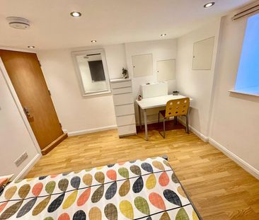 5 bedroom house to rent Pomona Street, Sheffield, South Yorkshire, S11 - Photo 5