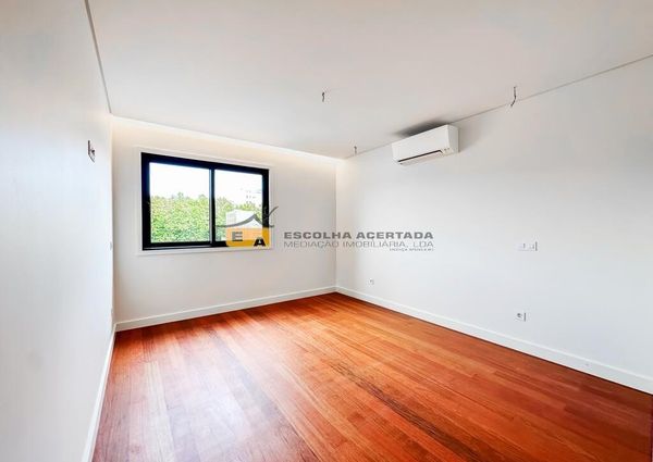 Apartamento T4 em Porto