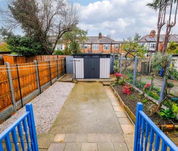 3 bedroom terraced house to rent - Photo 1