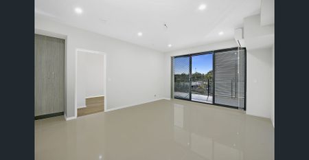 Contemporary apartment in prime Kingswood location - Photo 5