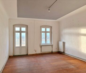 Charmante Wohnung mit Balkon und Wannenbad zum selbst renovieren - Photo 1
