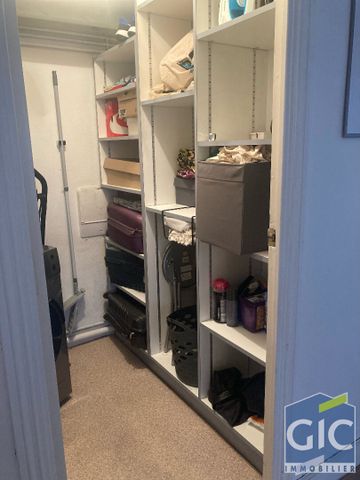 Location Appartement 2 pièces 60m² - Photo 4