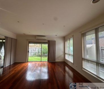 Ideal for entertaining Friends and Family - Photo 1