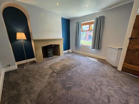 2 bedroom terraced house to rent - Photo 4