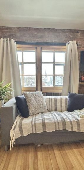 Loft entièrement meublé à louer Vieux-Québec juillet 2026 - Photo 1