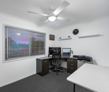 Spacious Family Home - Photo 3