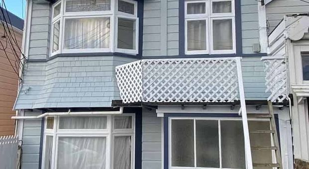 large bedroom with kitchen in Mt Victoria - Photo 1