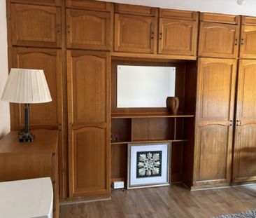 House share to rent - Photo 3