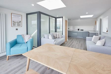 Church Street - Photo 2