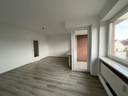 Großzügige 3-Zimmer-Etagenwohnung in Surheide - Photo 4