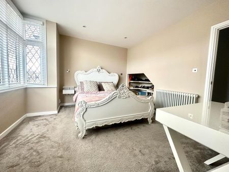 3 bedroom semi-detached house to rent - Photo 5