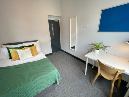 6 bedroom terraced house to rent - Photo 5