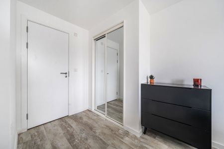 Charles Street, Cardiff - Photo 5