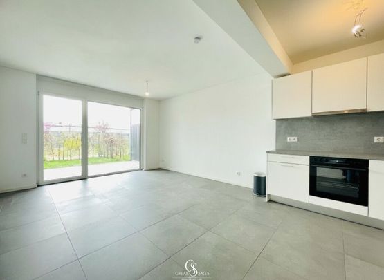 Neuwertige 3-Zimmer Maisonette mit Terrasse und Garten, in ruhiger Lage, inkl. 2 Parkplätzen! - Photo 1
