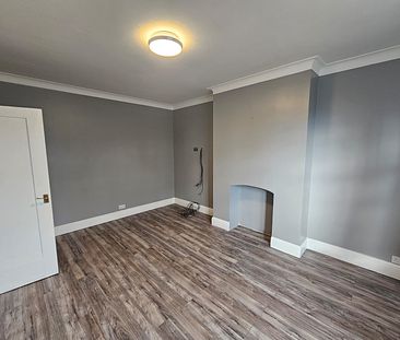 3 Bed - 221 Stainbeck Road, Leeds - LS7 2LR - Professional - Photo 3