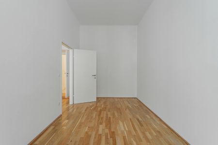 Altbau Mietwohnung 1060 Wien, Nähe Haus des Meeres, Mariahilferstraße - Photo 3