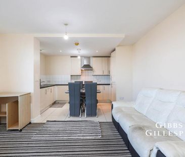 2 bedroom flat to rent - Photo 3