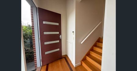 37 Boronia Grove, Doncaster East, VIC 3109 - Photo 4