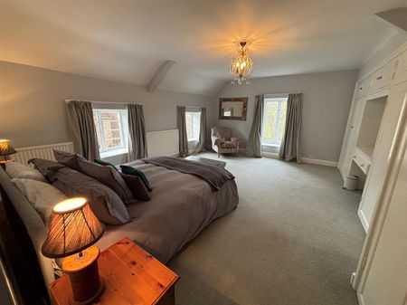 The Old Coach House, Abbey Street, Crewkerne - Photo 3