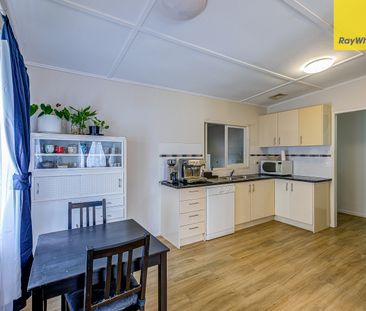 33 Donegal Street, Kuraby QLD 4112 - House For Rent | Domain - Photo 6