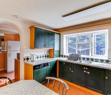 4 bedroom detached house to rent - Photo 6