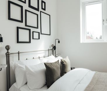 2 Bed Flat, Empress Avenue, IG1 - Photo 4