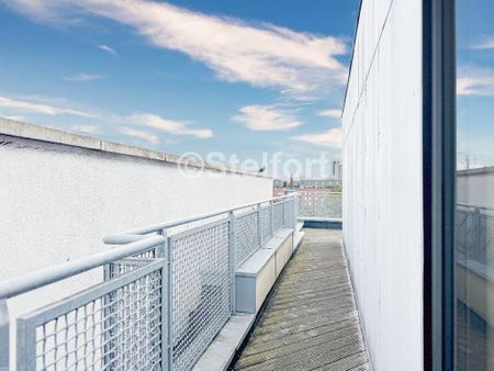 2 bedroom flat to rent - Photo 3