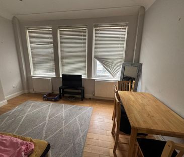 4 bedroom terraced house to rent - Photo 2