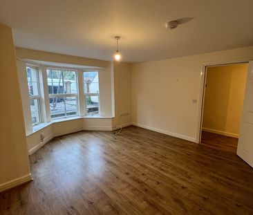 2 Bed Flat, Garden Eastfield Road, BS6 - Photo 1