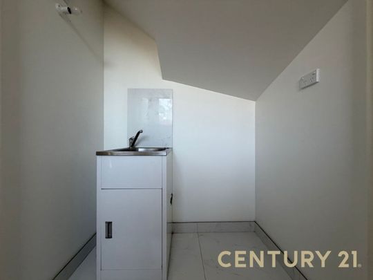 Smart Design, Effortless Living - Photo 1