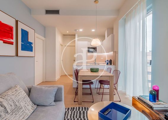 2 bedroom luxury Flat for rent in Ciudad Lineal, Autonomous Region of Madrid - Photo 1