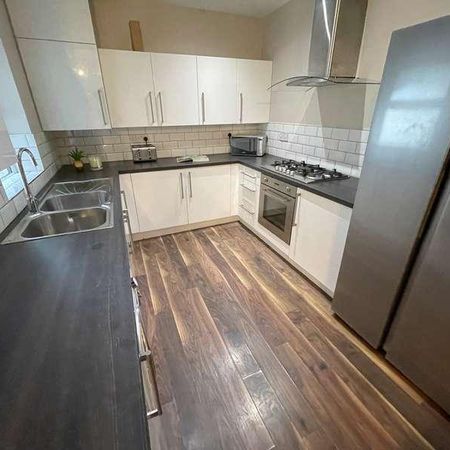 Halsbury Road (room), L6 - Photo 3