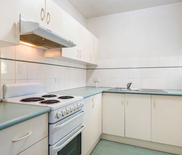 2/525 Cowper Street, Albury NSW 2640 - Apartment For Rent | Domain - Photo 6