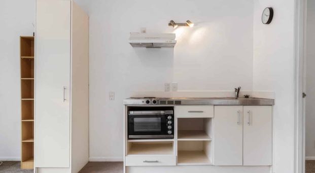 Charming 1-Bedroom Unit in Remuera - Water Included ! - Photo 1