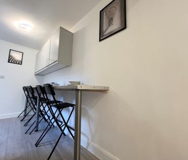 1 bedroom flat to rent - Photo 4