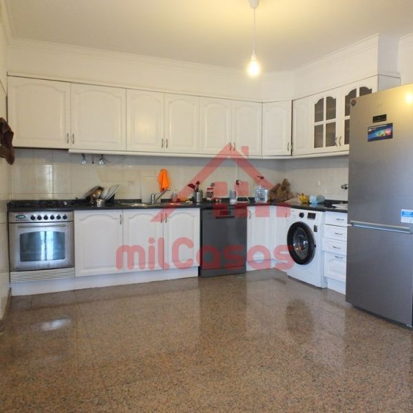 Moradia T3 em Lisboa - Photo 1