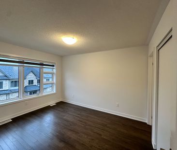 For Lease - 13 John Canning Way, Markham, Ontario - Photo 4